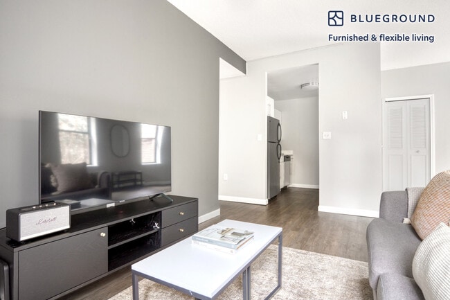 1220 Adams St in Boston, MA - Building Photo - Building Photo