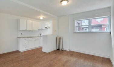 1932 Elston St in Philadelphia, PA - Building Photo - Building Photo