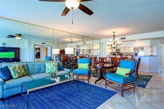 25 Bluebill Ave in Naples, FL - Building Photo - Building Photo