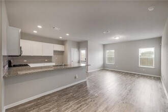 2920 Bridekirk Dr in Round Rock, TX - Building Photo - Building Photo