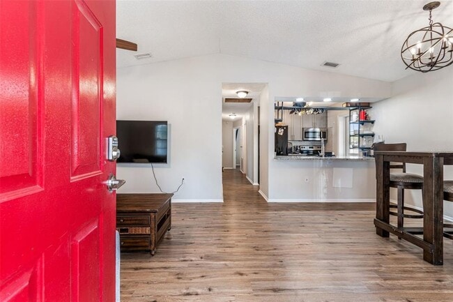 2101 W Cherry St in Tampa, FL - Building Photo - Building Photo