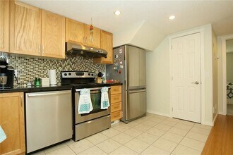 5116 Forego Ave SE in Calgary, AB - Building Photo - Building Photo