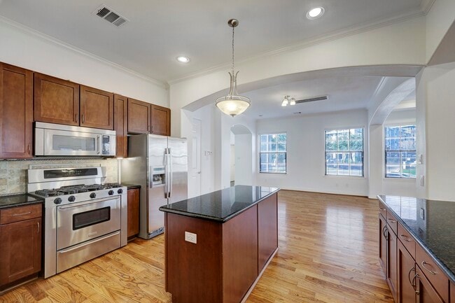 7539 Highmeadow Dr in Houston, TX - Building Photo - Building Photo