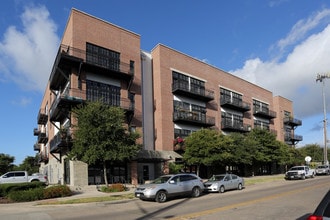 Este Condominiums in Austin, TX - Foto de edificio - Building Photo