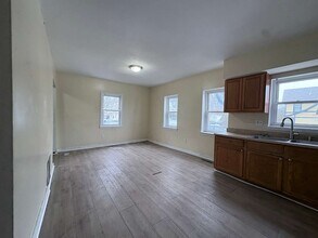 220 Lenox St in New Haven, CT - Building Photo - Building Photo