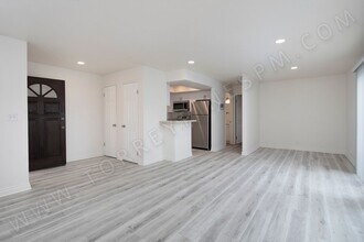 933 Seacoast Dr in Imperial Beach, CA - Building Photo - Building Photo