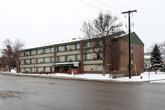 Cunningham Apartments in Minneapolis, MN - Building Photo - Building Photo