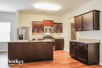 216 Aberdeen Way in Dallas, GA - Building Photo - Building Photo