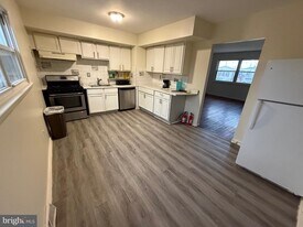 209 Narberth Ave in Sewell, NJ - Building Photo