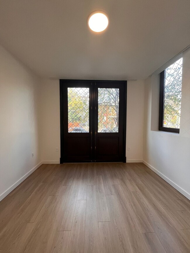 328 Pacific Ave, Unit 106 in Jersey City, NJ - Foto de edificio - Building Photo