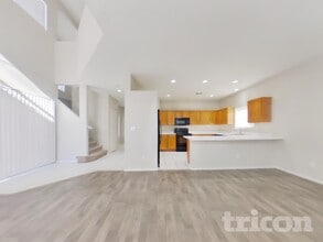 1750 W Union Hills Dr in Phoenix, AZ - Building Photo - Building Photo