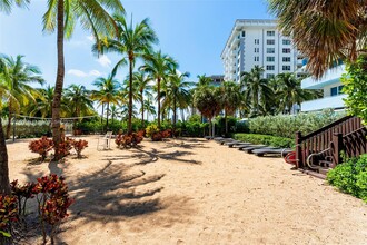 9172 Collins Ave in Surfside, FL - Building Photo - Building Photo