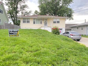 8147 Burdette St in Omaha, NE - Building Photo - Building Photo