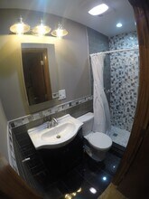 230 Brookline St, Unit 2 in Cambridge, MA - Foto de edificio - Building Photo