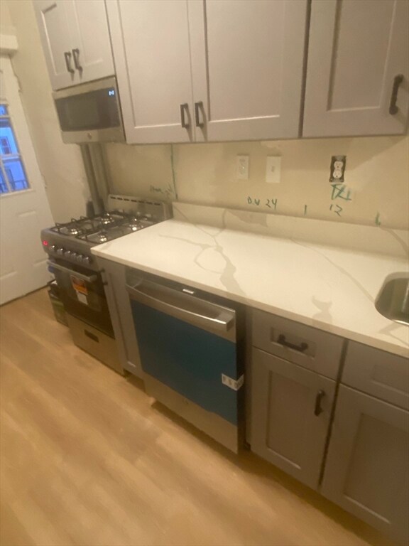 81 Whiting St in Lynn, MA - Building Photo - Building Photo