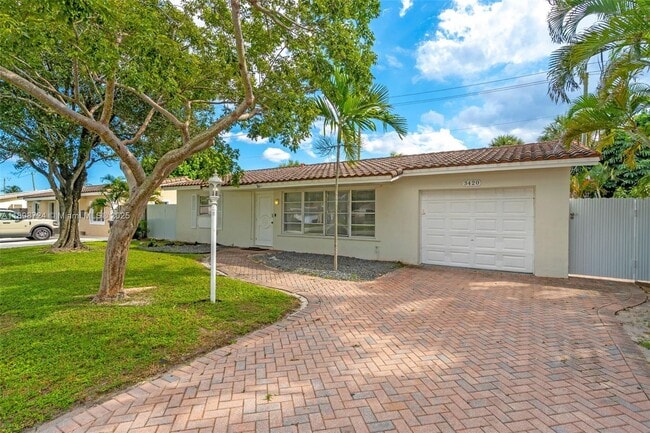 property at 3420 SW 16th St