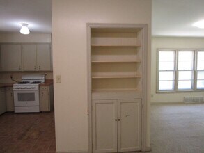 1718 Pierre St-Unit -Pierre 1718 #1, #2 in Manhattan, KS - Foto de edificio - Building Photo