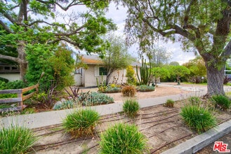 3282 Stoner Ave in Los Angeles, CA - Building Photo - Building Photo