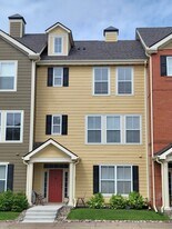 10266 Bleeker St in Woodbury, MN - Building Photo