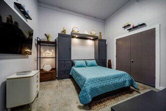 4507 E Martin Luther King Jr Blvd in Austin, TX - Building Photo - Building Photo