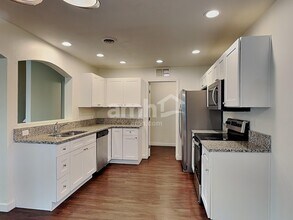 96 W White Sands Dr in Meridian, ID - Building Photo - Building Photo