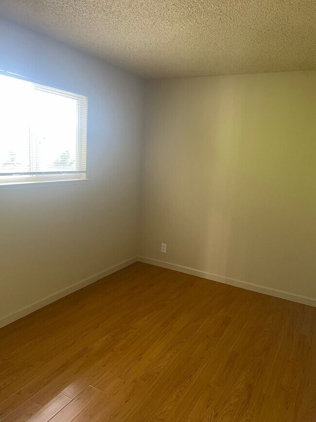 5200 Snow Dr-Unit -2 in San Jose, CA - Building Photo - Building Photo