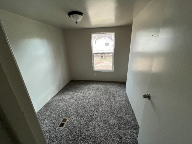 property at 2000 E Frontier Ave