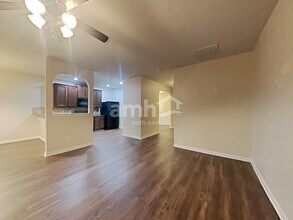 214 Hidden Creek Pt in Canton, GA - Foto de edificio - Building Photo