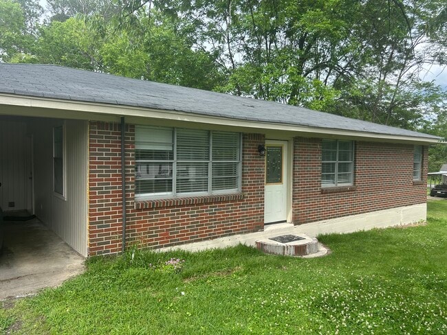 property at 627 Noojin St SW