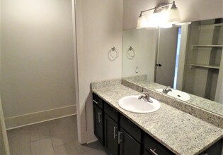 519 E Capitol Ave, Unit 2C in Little Rock, AR - Foto de edificio - Building Photo