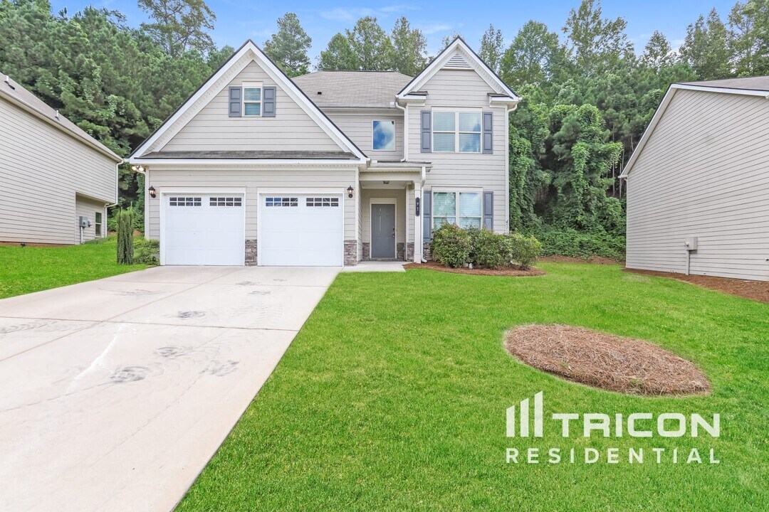 91 Limerick Wy in Dallas, GA - Building Photo