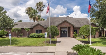 Bridge Pointe Landing in Portland, TX - Building Photo - Building Photo