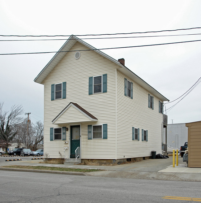 173 Tenney Ave in Amherst, OH - Building Photo - Building Photo