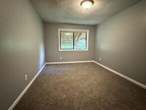 20 Quail Run in Decatur, GA - Building Photo - Building Photo