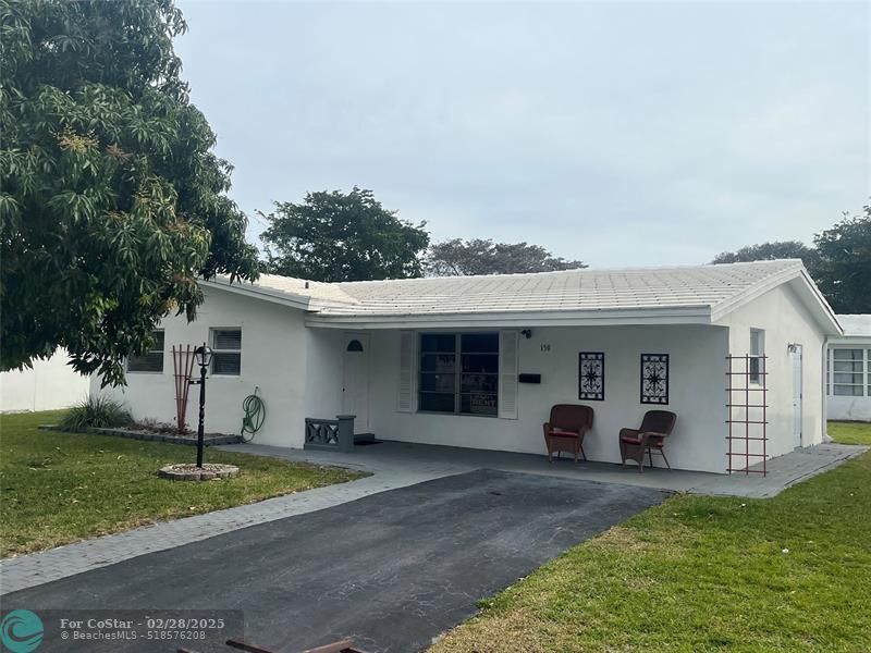 150 NW 42nd Ct in Pompano Beach, FL - Foto de edificio