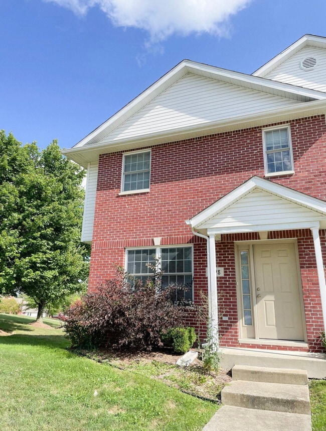 property at 1698 W Sunstone Dr