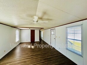 120 Zack Cir in Jacksonville, NC - Building Photo - Building Photo