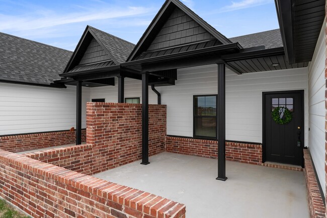 Abbington at Chaffee Crossing in Fort Smith, AR - Building Photo - Building Photo