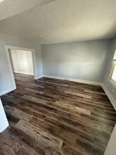 1606 Woodmont Ave in New Kensington, PA - Building Photo - Building Photo