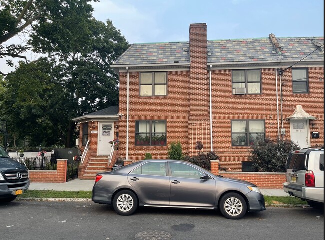 2073 Haring St in Brooklyn, NY - Building Photo - Building Photo