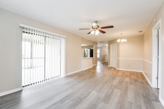 2123 SE 3rd St in Cape Coral, FL - Building Photo - Building Photo