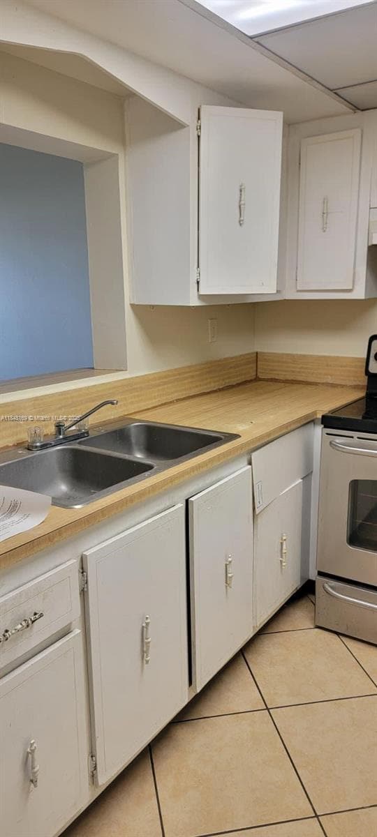 3710 NW 21st St in Lauderdale Lakes, FL - Building Photo - Building Photo