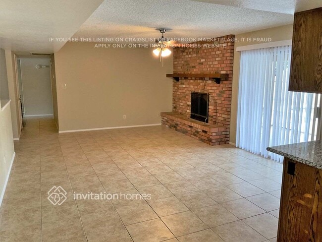 1515 W Yukon Dr in Phoenix, AZ - Foto de edificio - Building Photo