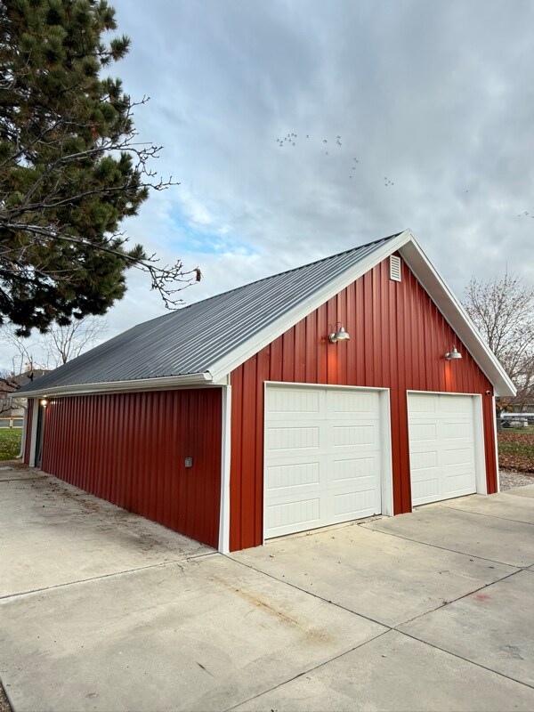 1108 N 1500 W in Clinton, UT - Foto de edificio - Building Photo