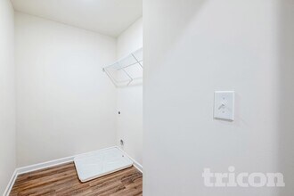 1452 Silver Charm Ln in Lawrenceville, GA - Building Photo - Building Photo