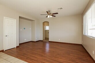 1925 N 110th Ave in Avondale, AZ - Building Photo - Building Photo