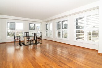 1080 S Beretania St. in Honolulu, HI - Building Photo - Building Photo