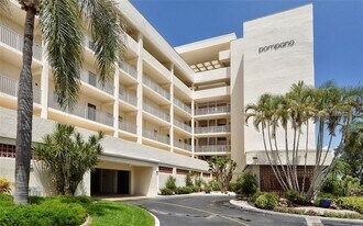 1355 S Portofino Dr in Sarasota, FL - Building Photo
