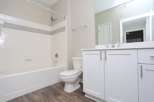 Avana Cheshire Bridge in Atlanta, GA - Building Photo - Interior Photo
