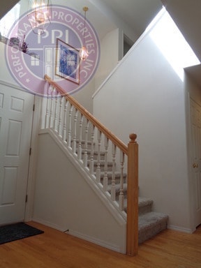 1329 NE Setting Sun Dr in Hillsboro, OR - Building Photo - Building Photo